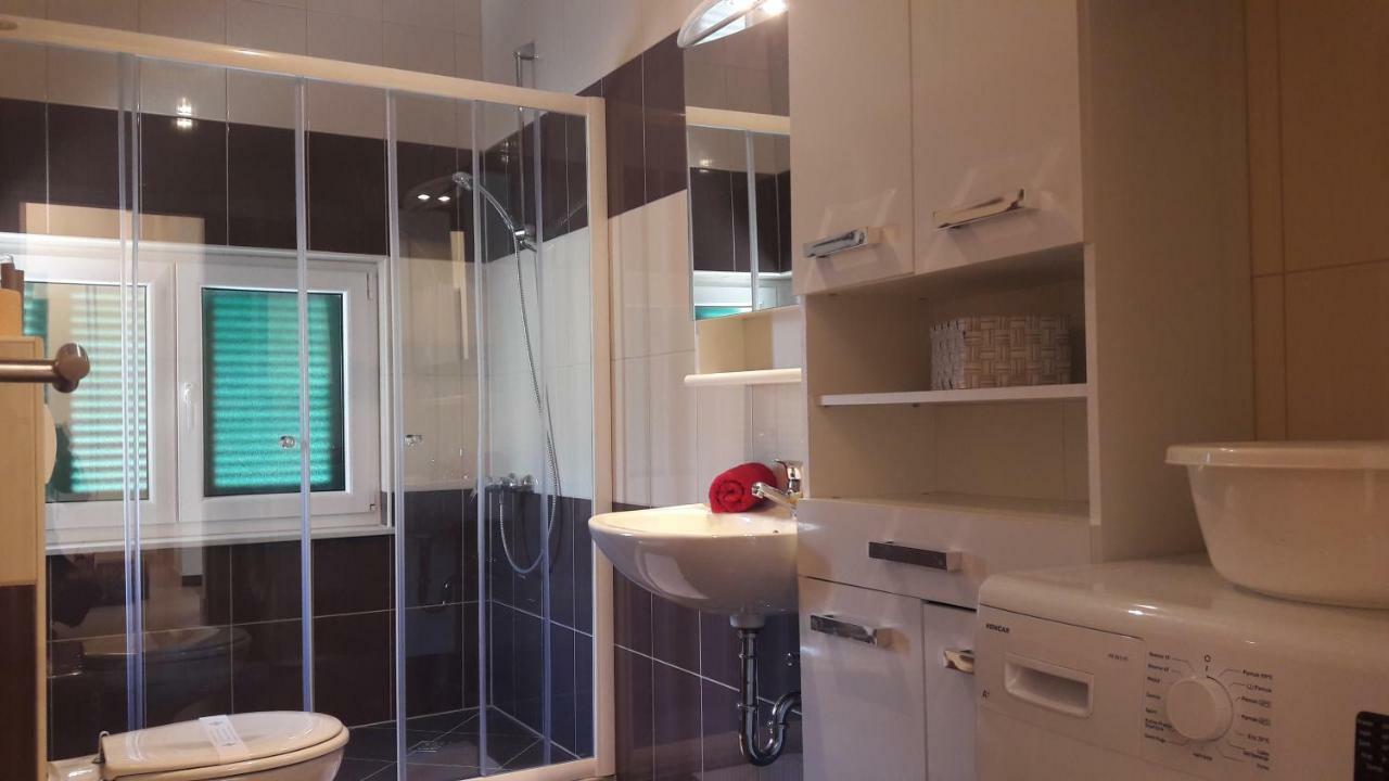 Apartment Anakatarina โตรกีร์ ภายนอก รูปภาพ