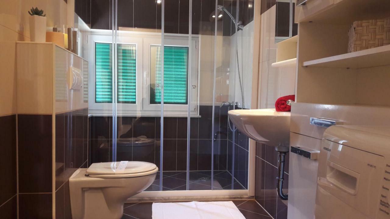 Apartment Anakatarina โตรกีร์ ภายนอก รูปภาพ